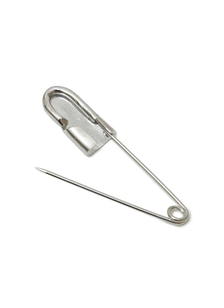 UNDERCOVER "BRASS SAFETY PIN" SILVER