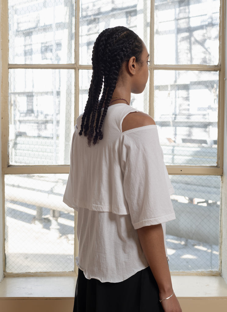 UNDERCOVER "OPEN SHOULDER TOP" WHITE