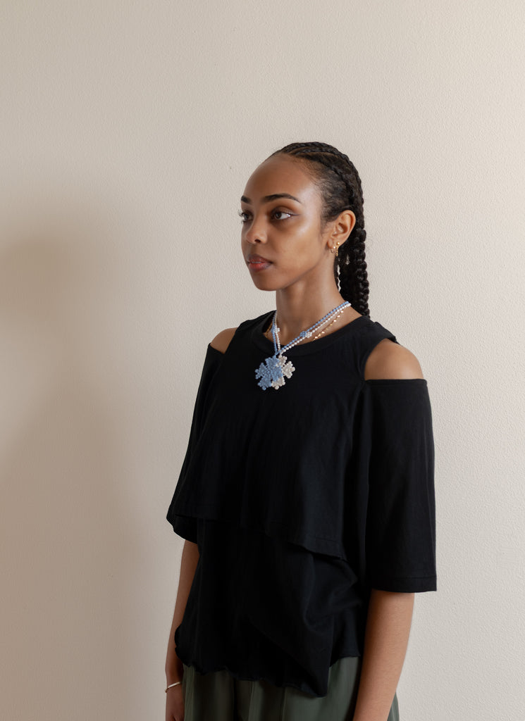 UNDERCOVER "OPEN SHOULDER TOP" BLACK